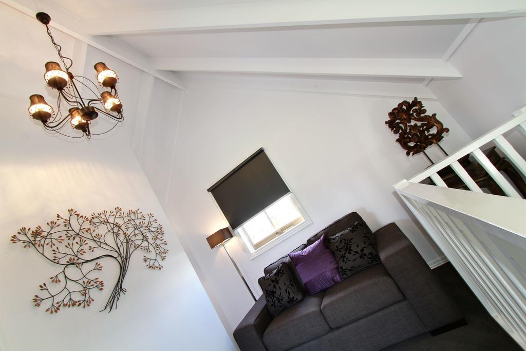 Creek Cottage Bed And Breakfast ทาแรลกอน ห้อง รูปภาพ