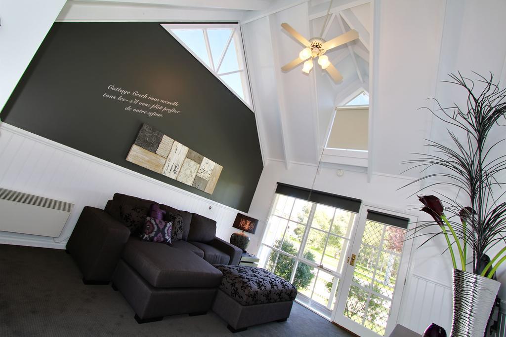 Creek Cottage Bed And Breakfast ทาแรลกอน ห้อง รูปภาพ